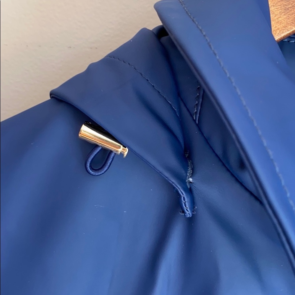 NWT Kate Spade Scallop Pocket Hooded Rain Jacket Navy S - Picture 9 of 11